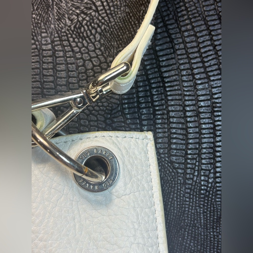 White Leather Ted Baker Crossbody Purse - Picture 6 of 11